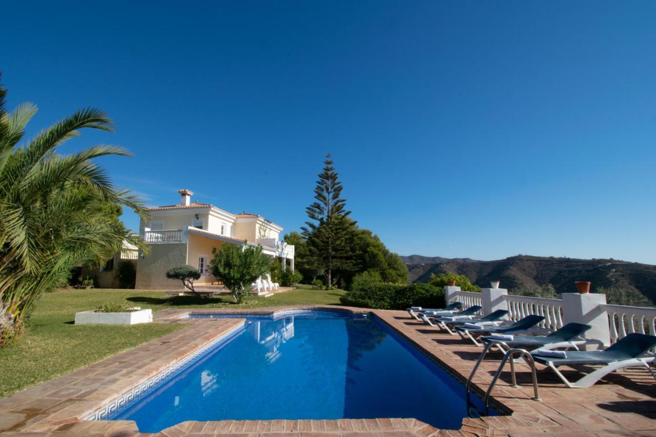Gran Villa Con Vistas Al Mar Y Piscina Privada Málaga Dış mekan fotoğraf